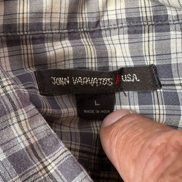John Varvatos Gray-White Plaid Long Sleeve Button Down Shirt in Size Large - Picture 2 of 5
